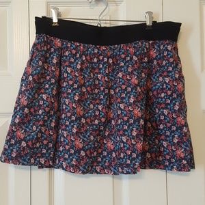 Old Navy flower print skirt